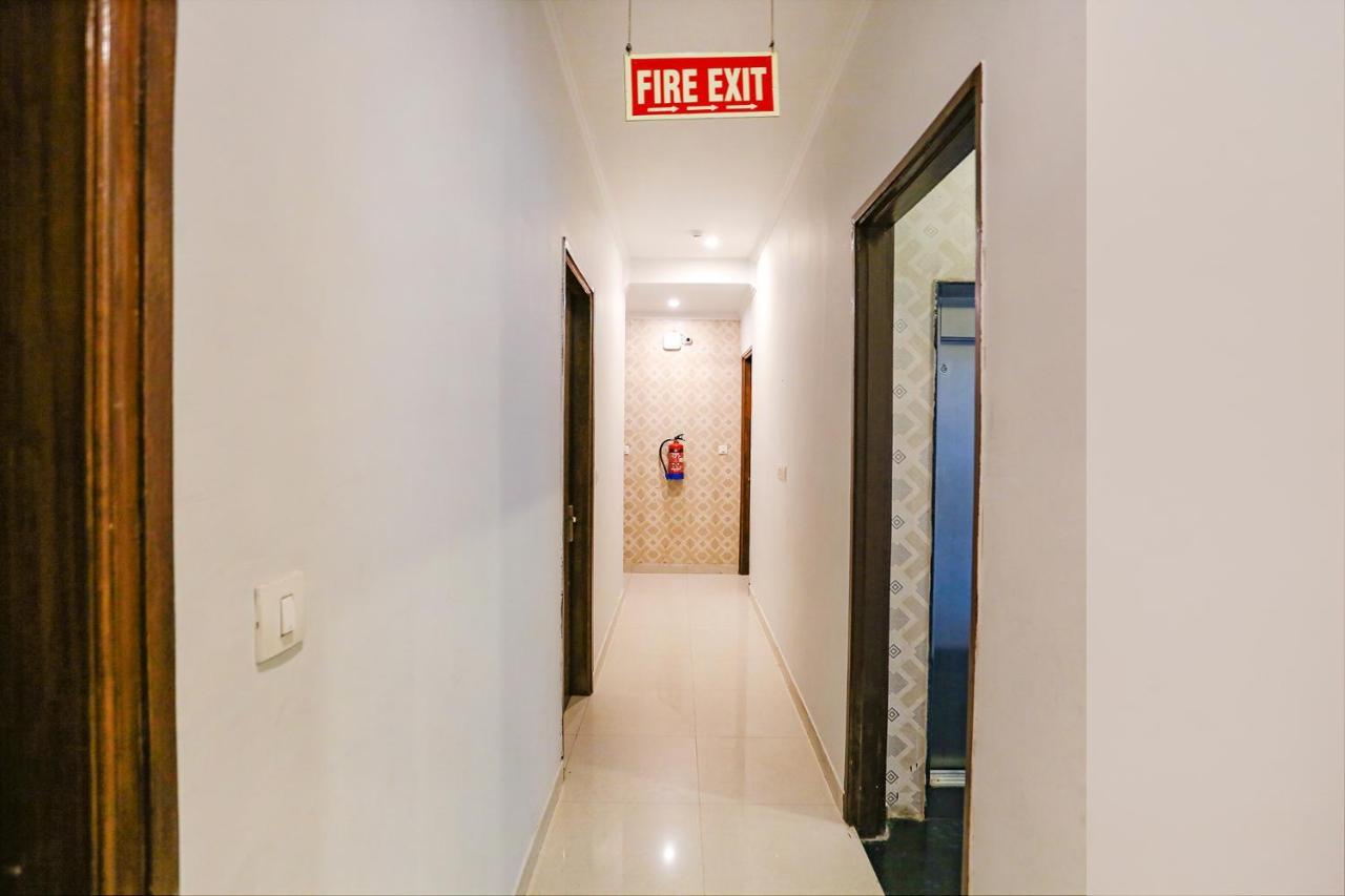 Fabhotel Novel Suites - Nr Yashobhoomi Convention Centre Нью-Делі Екстер'єр фото